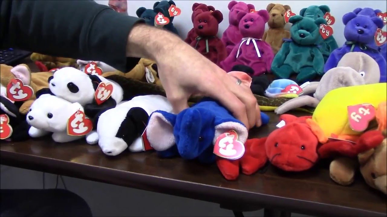 Редчайшая коллекция Beanie Babies TY — королевский синий арахис, бескрылые Крякеры и многое друго...