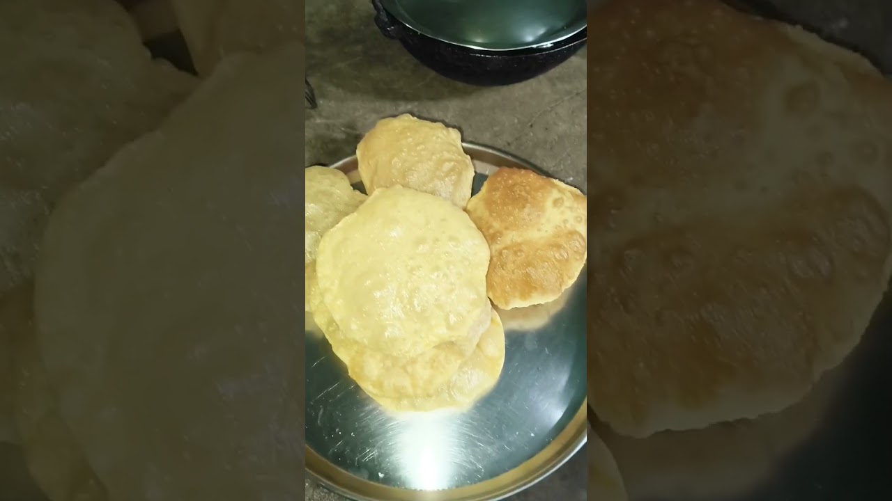 Mummy ke liye sabse pehle parosti hu mai Khana/poori aur paneer ki sabji #video #daily #virals