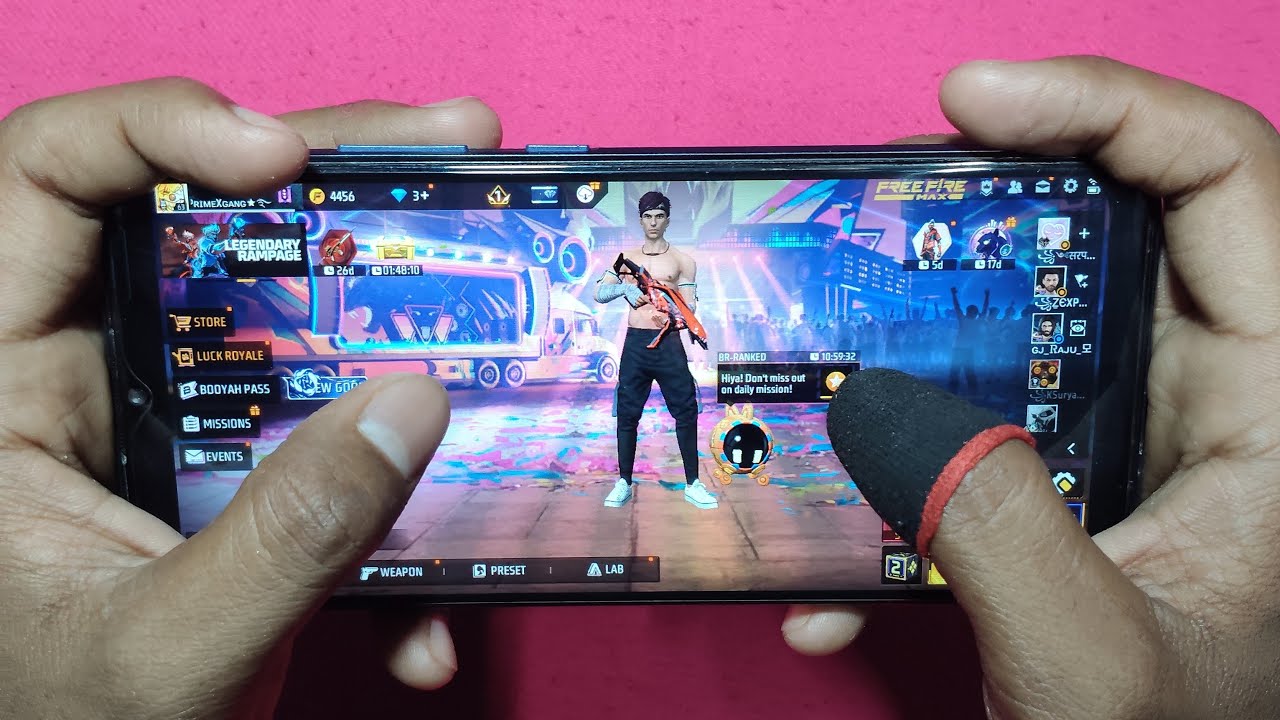 Free fire gameplay live stream with handcam