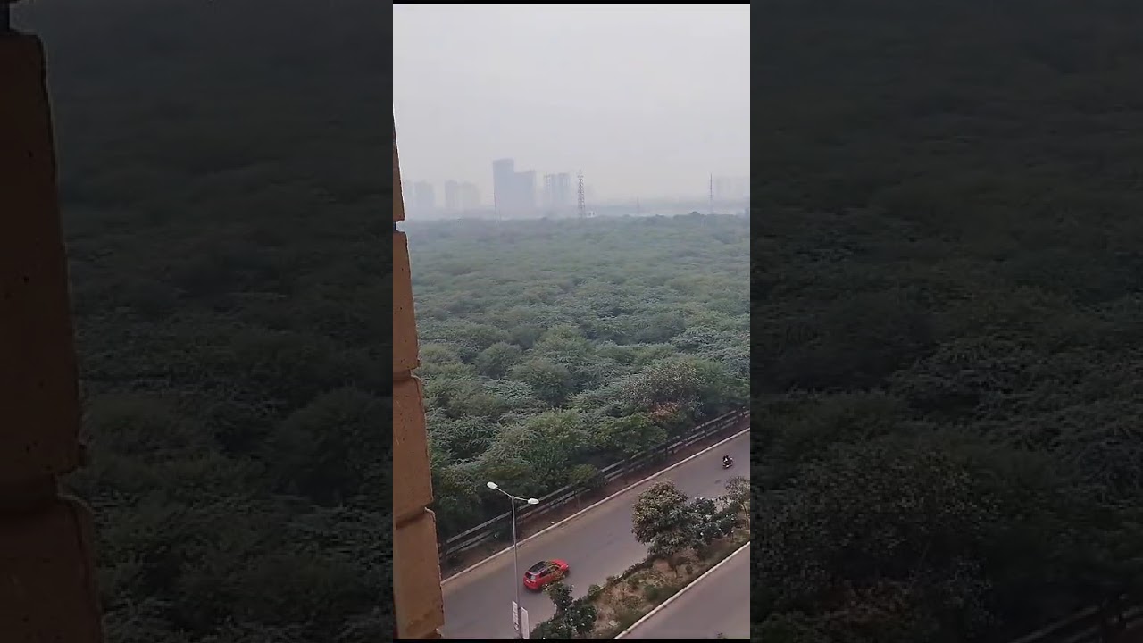 Jaypee Kalypso court sector 128 Noida, 1 BHK - 947 sqft available for sale at price 1.25 cr.