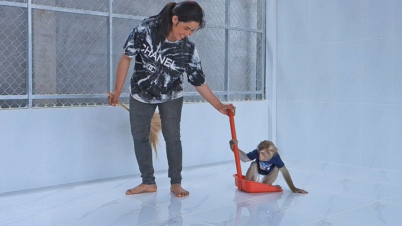 Adorable Kako Helping Mom Clean New Room