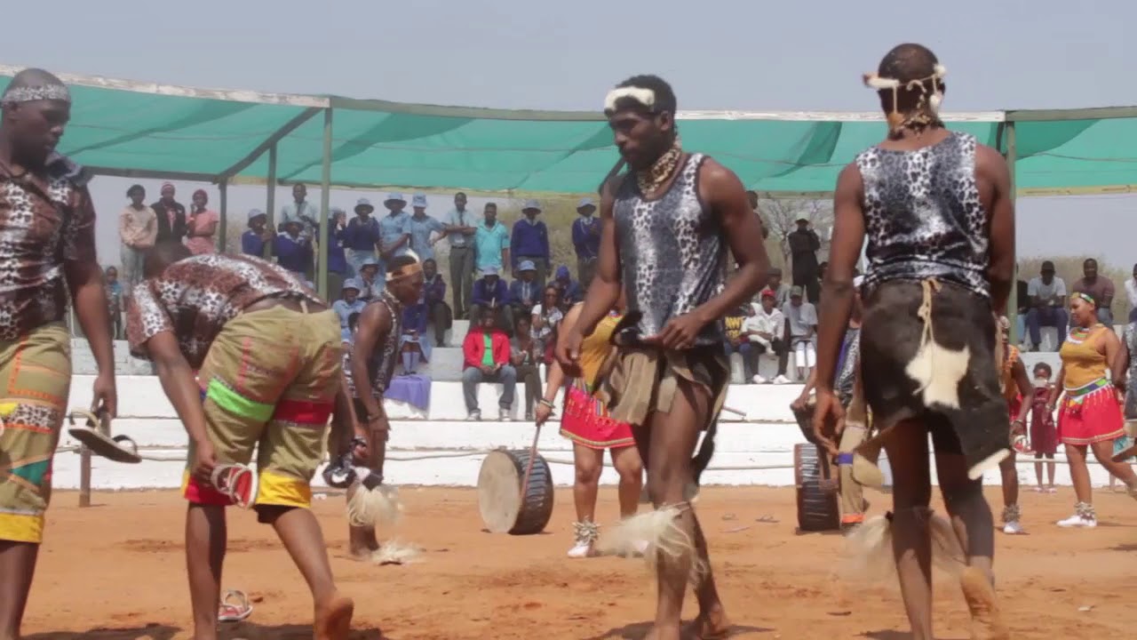 INDLONDLO ZULU DANCERS