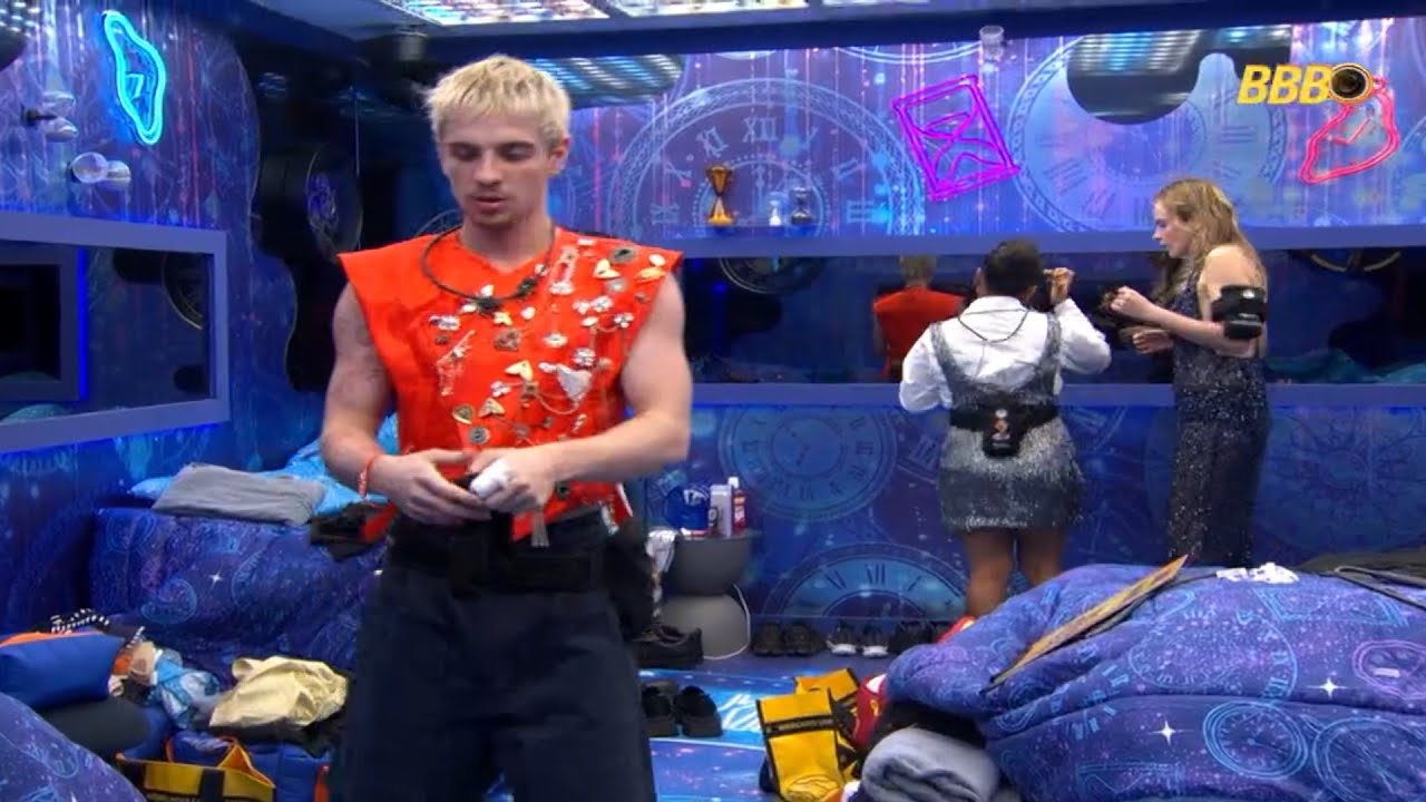 Look do Juliano Floss 🤭 Ta homenagens Ana Paula e Milena 😂 Ela que disse #bbb26 