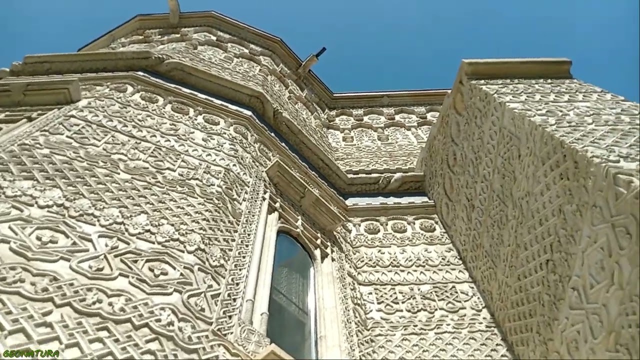 Aici sunt mormintele lui Dimitrie Cantemir si Alexandru Ioan Cuza. M-rea Trei Ierarhi 1639 - Iasi
