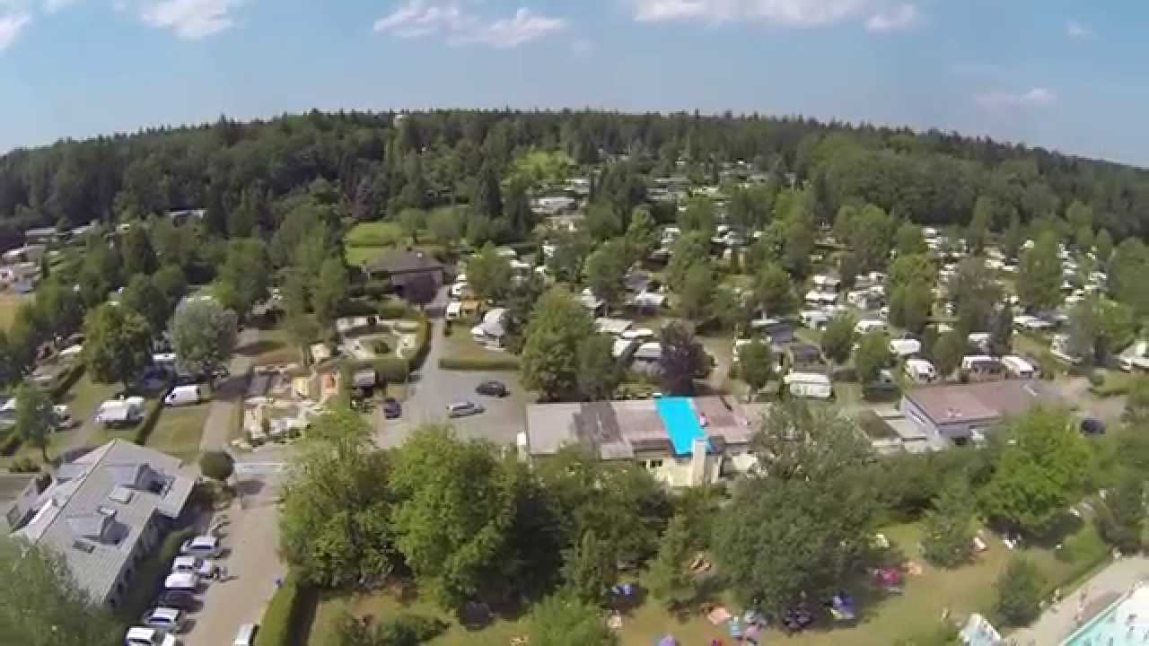 DJI Phantom- Flug &uuml;ber Freibad Wellenbad Schellbro