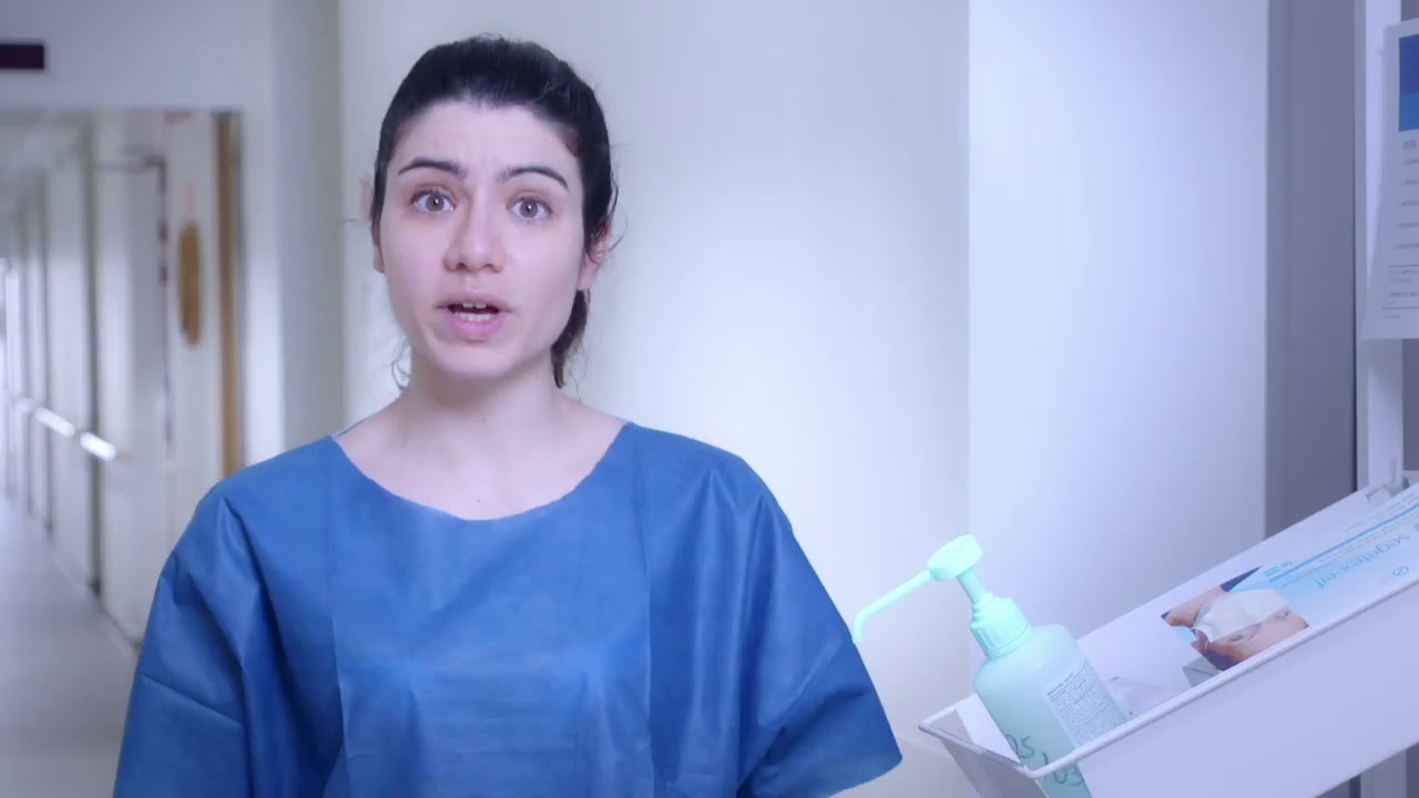 L'&eacute;quipement de protection individuel pour un soin aupr&egrave;s d'un patient infect&eacute; par le Covid 19