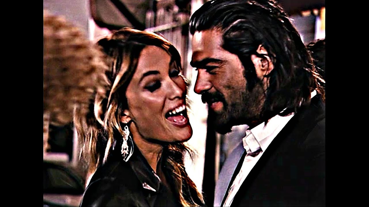 Arka Sokaklar - Murat Ve Zeynep Sonunda Evlendi Ama