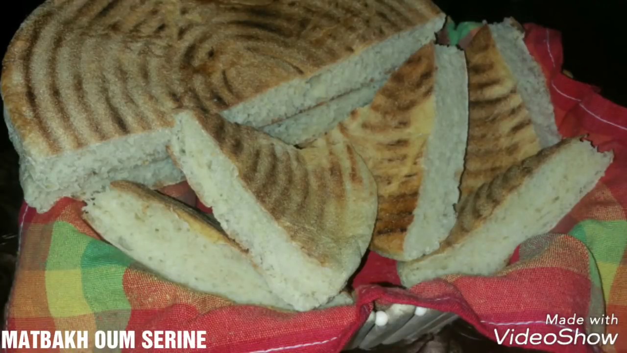 مطلوع أو خبز الطاجين مع حيلة باش تحطوه فالطاجين للمبتدئاتMATLOU3 POUR LES DÉBUTANTS