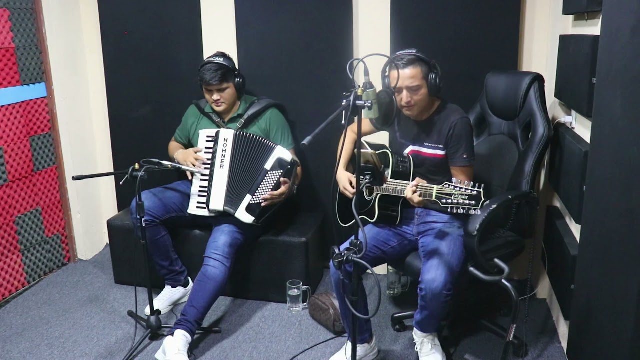 Gracias 👌🏻#LosParientesdeDenilsonCastro  Ayúdenos con su opinión 🙏🏻 (Versión Acústica)