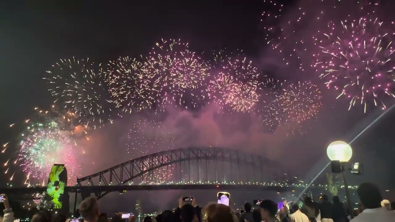 Sydney New Year fireworks NYE 2025 2026