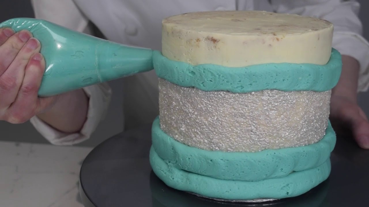 Renshaw Academy | How to make a Fault Line Cake
