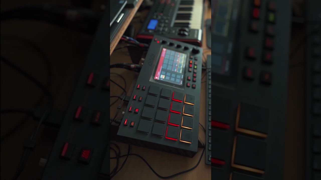 Hooked my Midi keyboard up to the MPC Live #beatmaking #mpclive #bassline