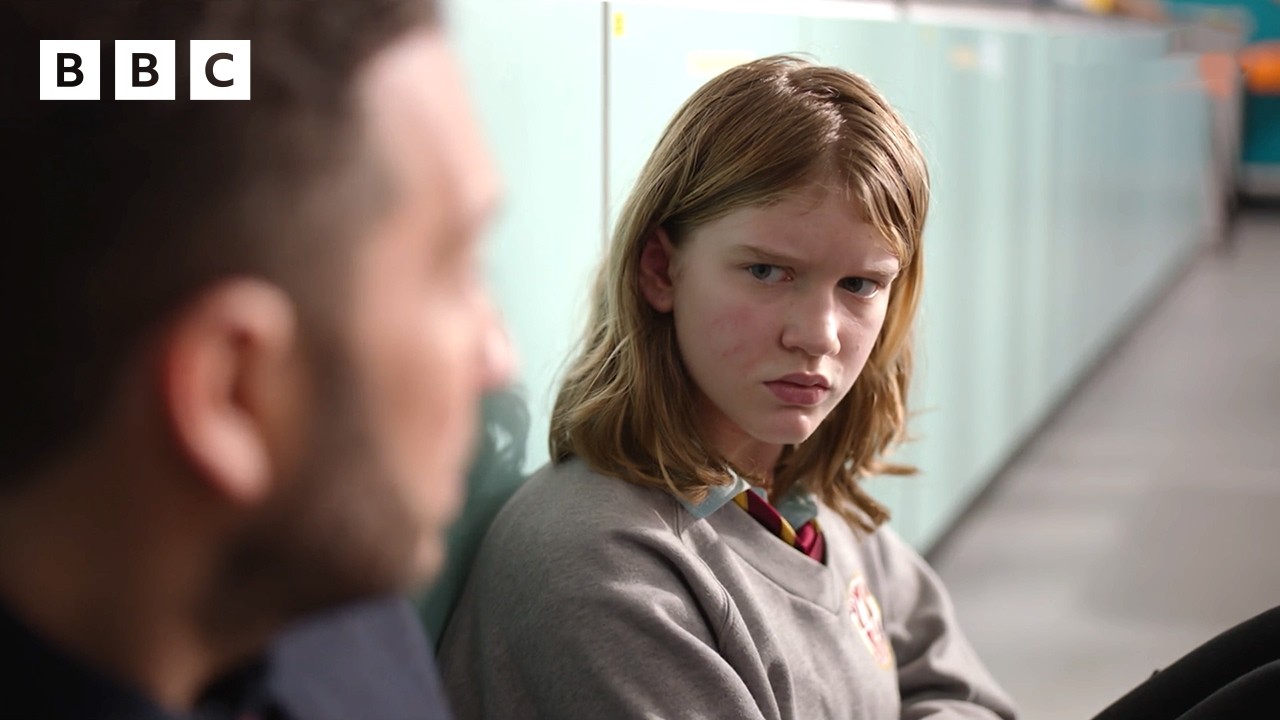 Student makes a dangerous threat against the school | Waterloo Road - BBC
