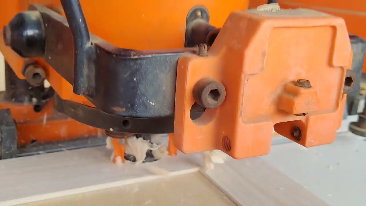 Máquina Minipress Blum, colocando bisagras con esta máquina, no t pierdas este vídeo,suscríbete 👍