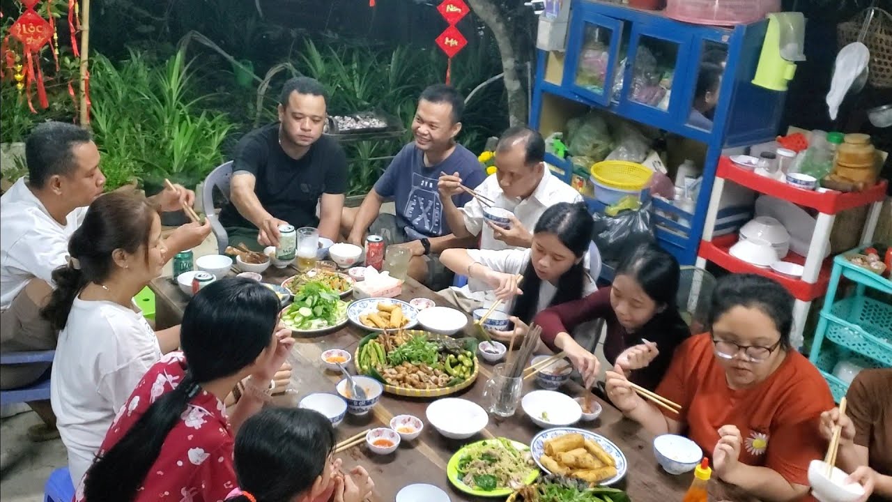 Tết Đoàn Viên Anh Em Xung Quầy Bên Nhau | Út Đạt | # 1322