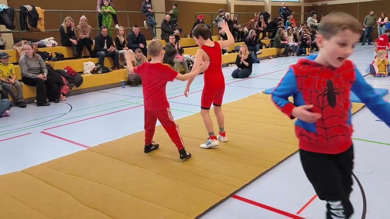 2026-Sockenball_Auftritt Ringer-Kids
