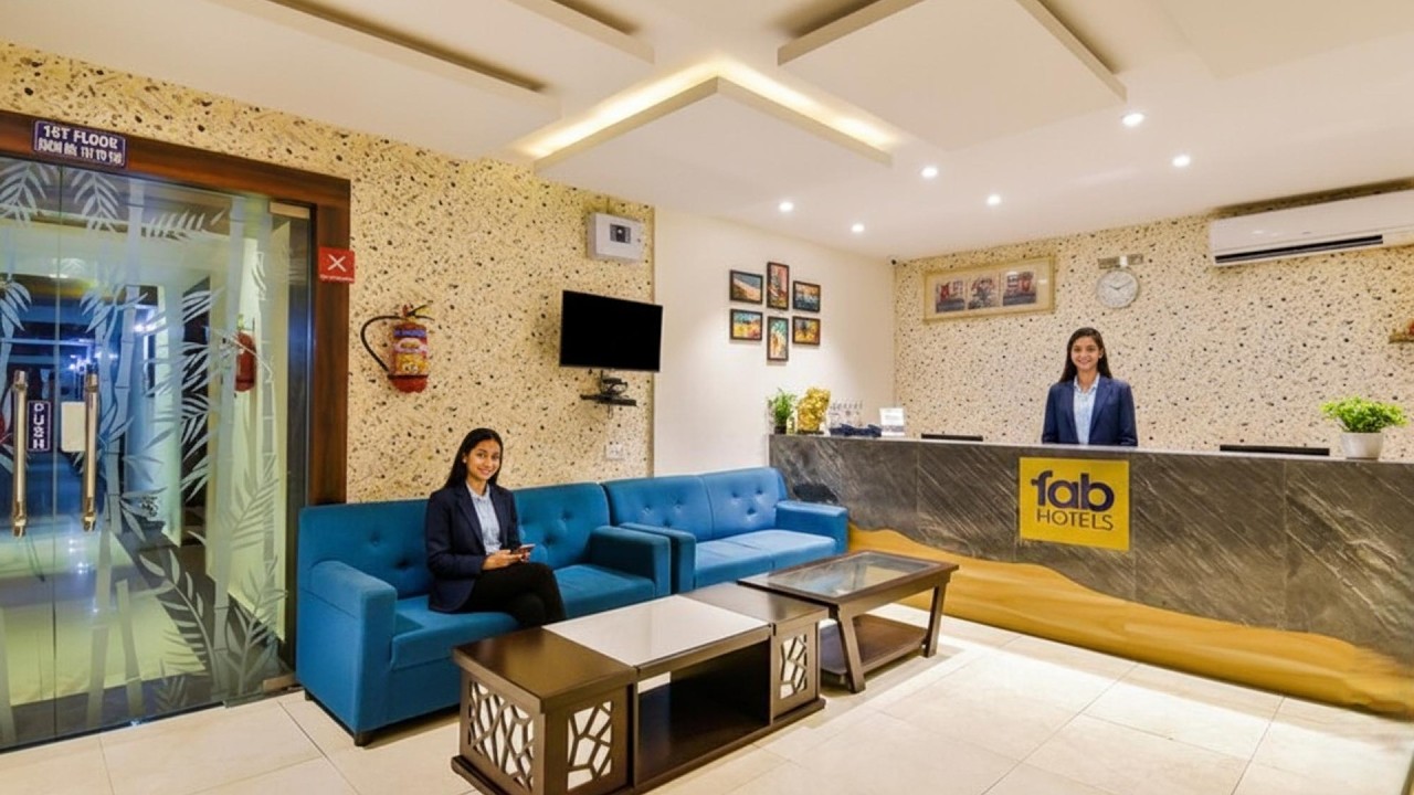 FabHotel Pentagon Next - Bhubaneswar Railway Station | Bhubaneswar, India | Hotel Review 🏩