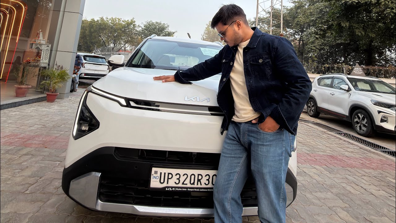 KIA CARENS CLAVIS 2026: DETAILED WALK-AROUND REVIEW & IS IT WORTH IT? 🤔