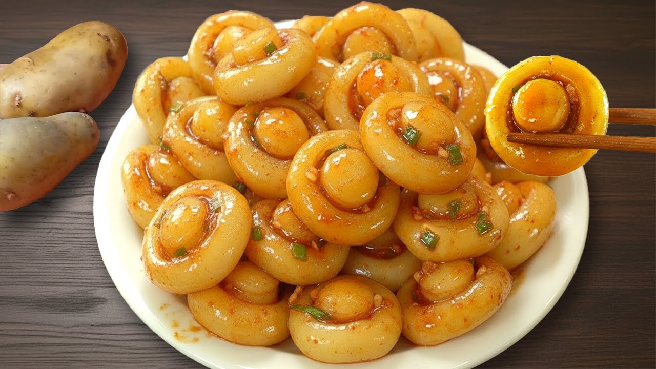 Better than Noodles 🔥 Spicy Chewy Garlic Seasoned Potatoes | Easy Potato Recipe | Easy Dinner Recipe