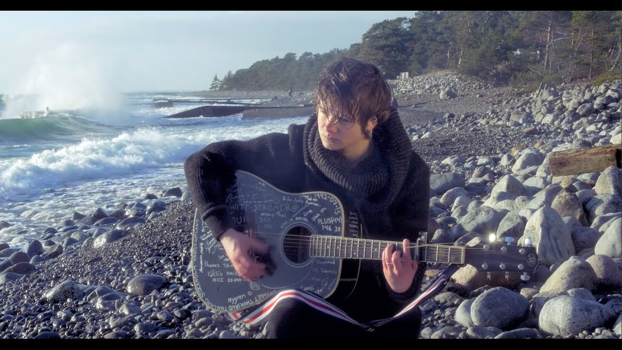Chandelier (Swedish version) - Alexander Eklund (Sia cover)