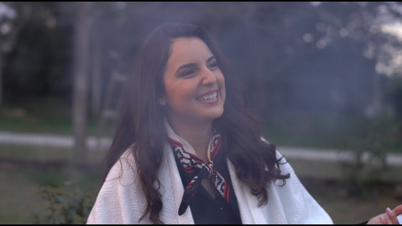 [Nicole Carrion] - El viejo del Bandoneón - CLIPE