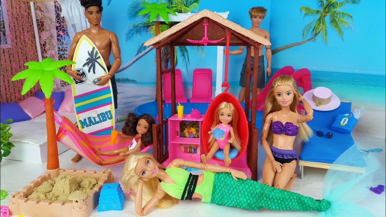 Barbie y Sus Amigos Despiertan en la Playa Mañana Rutina
