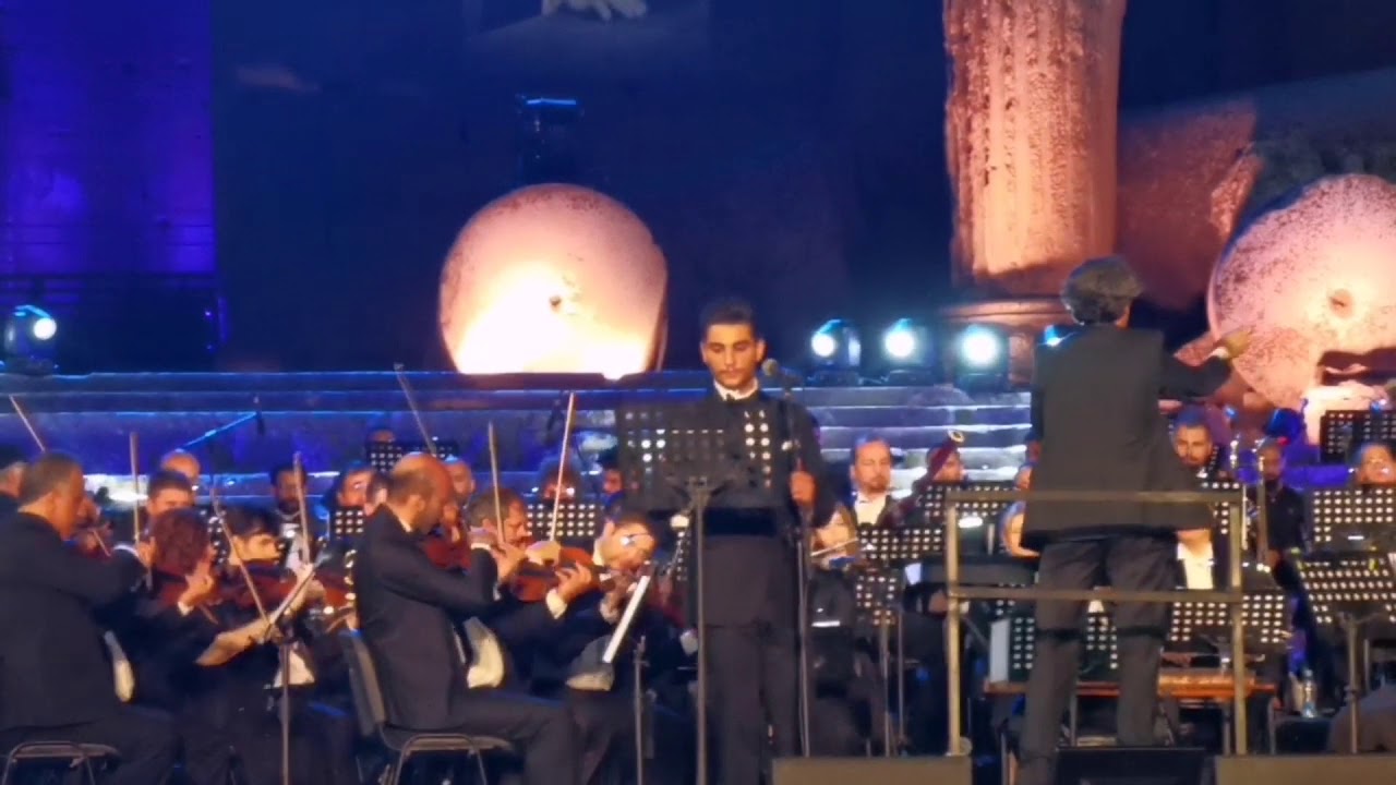 حفلة محمد عساف من مهرجانات بعلبك الدولية يغني للعندليب عبد الحليم حافظ