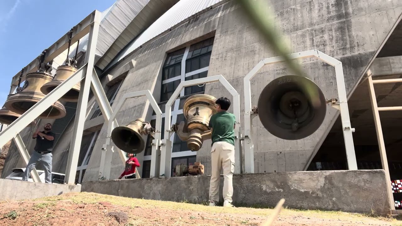 Repique de campanas en del santuario de los mártires 