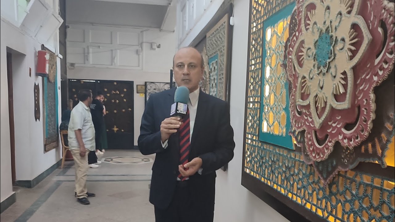 هنا الجامعة .. كلية التربية جامعة الزقازيق .. اعداد/ مروة منير .. اخراج / أحمد الشعراوى