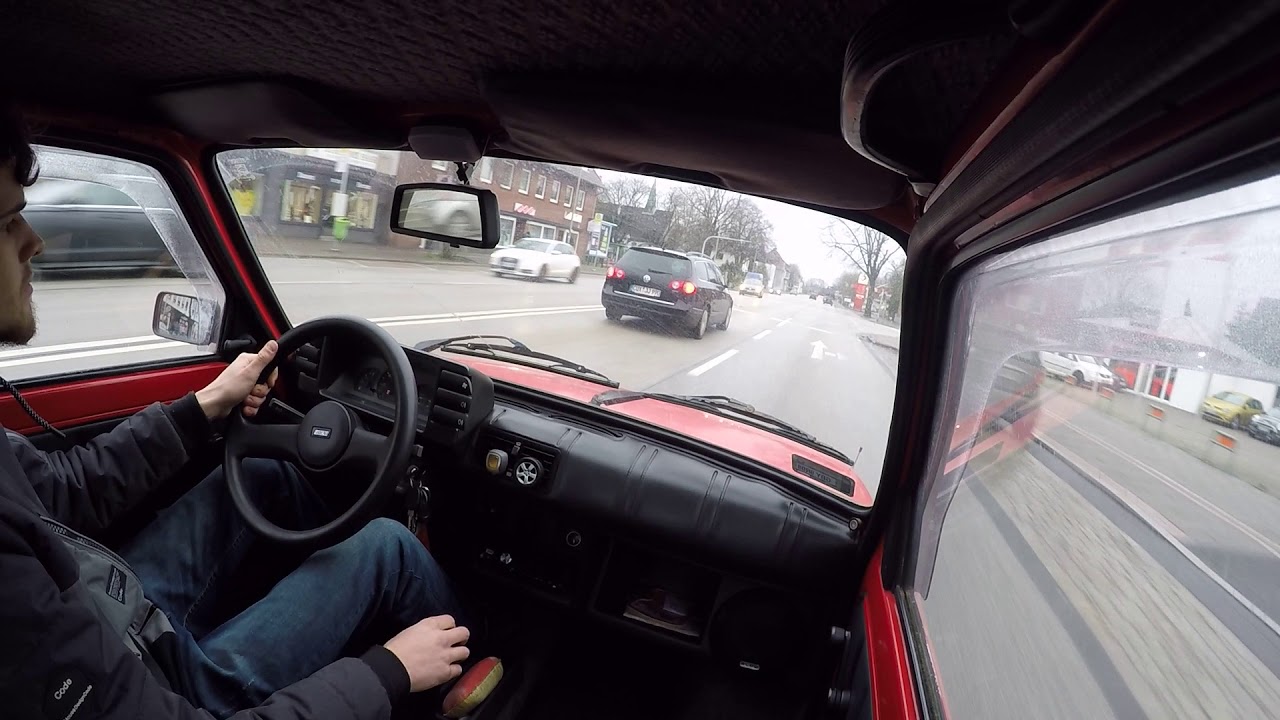 Fiat 126p jazda po mieście