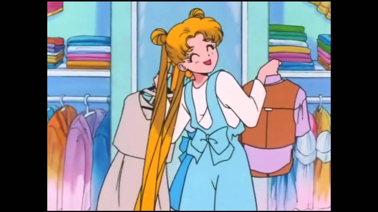 Usagi goes shopping!