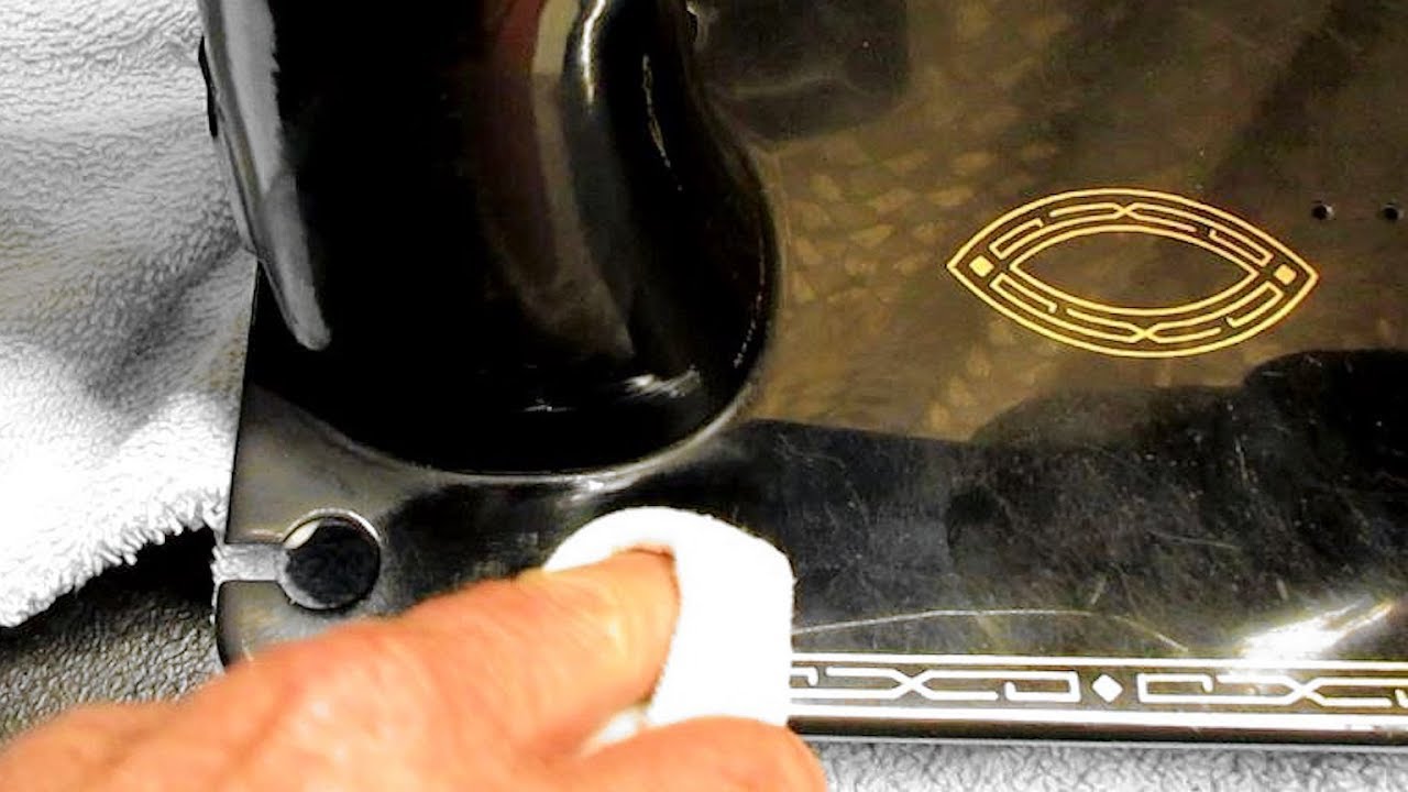 How I Cleaned a Singer Model 99K Inside & Out