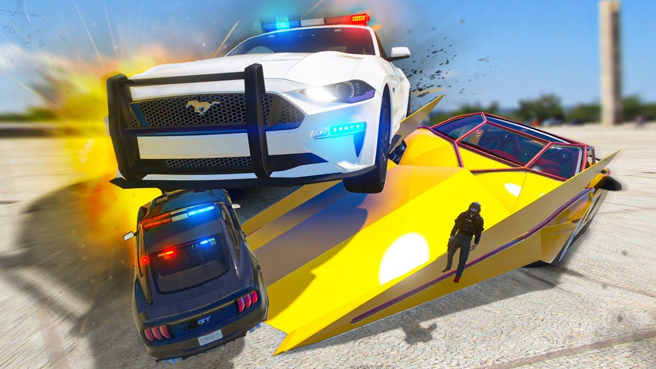 Using HUGE Mustangs to stop a HUGE RAMP CAR  | GTA 5 RP