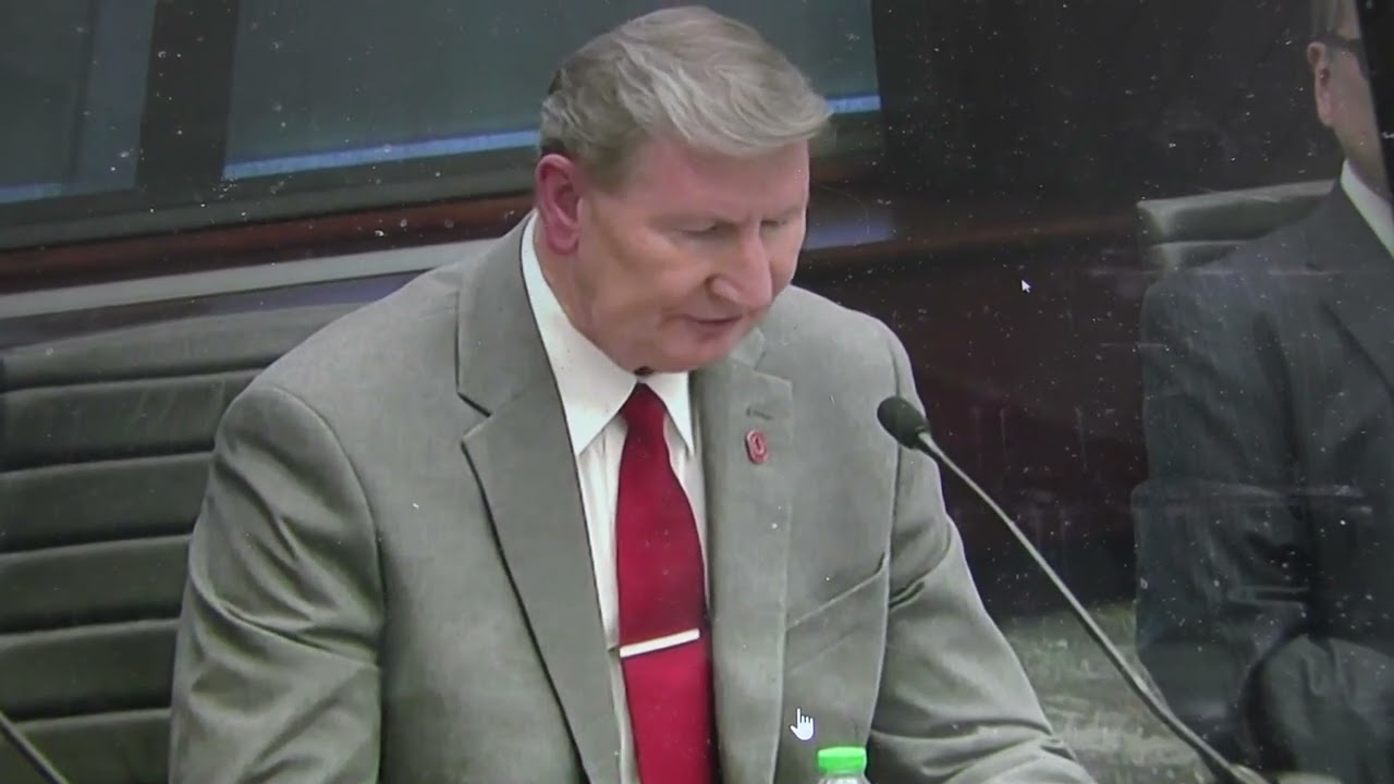 New Ohio State University president Ted Carter addresses board of trustees