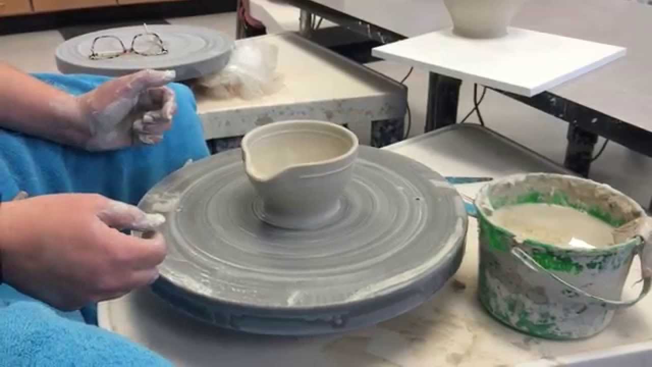 How to throw a pouring bowl