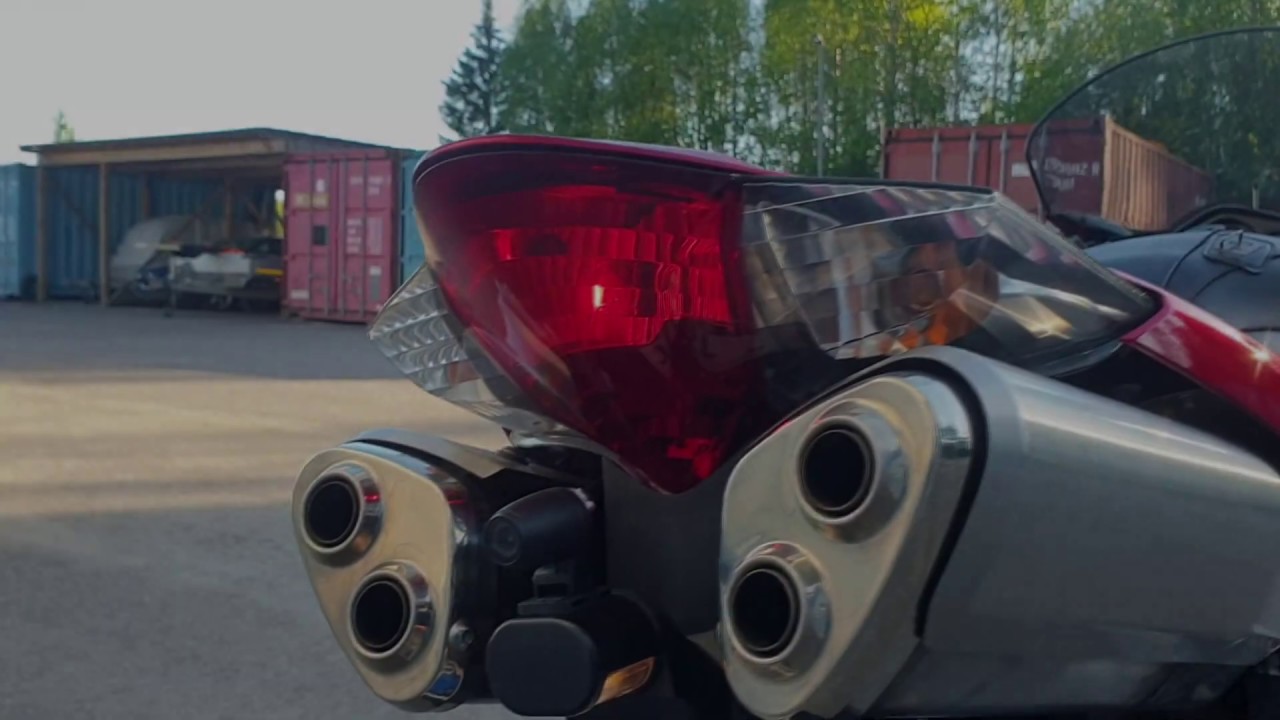 Mio Mivue M760D test on a Honda VFR800