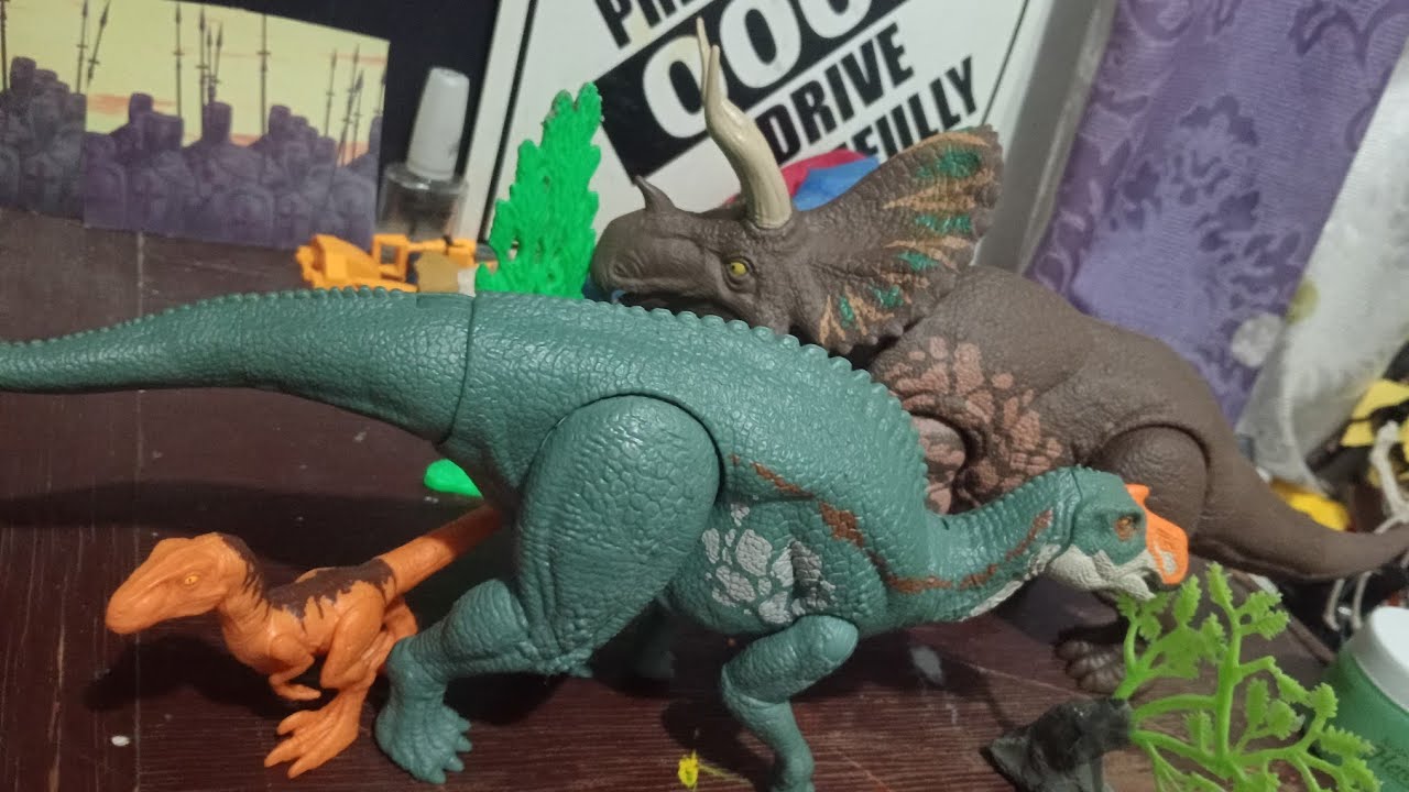 🦖🦕Velociraptor, Maiasaura y Eotriceratops ( Jurassic World Mattel Wild Roar y Gigantic Thrasher)🦖🦕