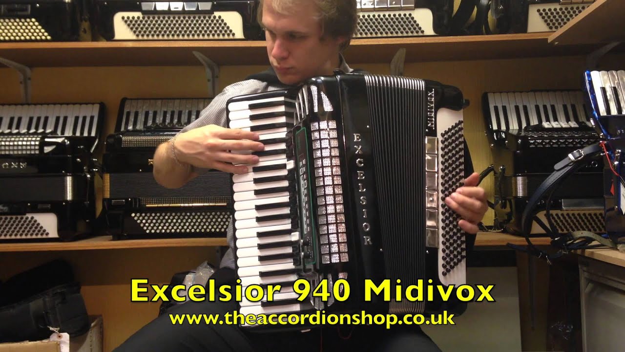 Excelsior 940 Midivox II 120 Bass Accordion