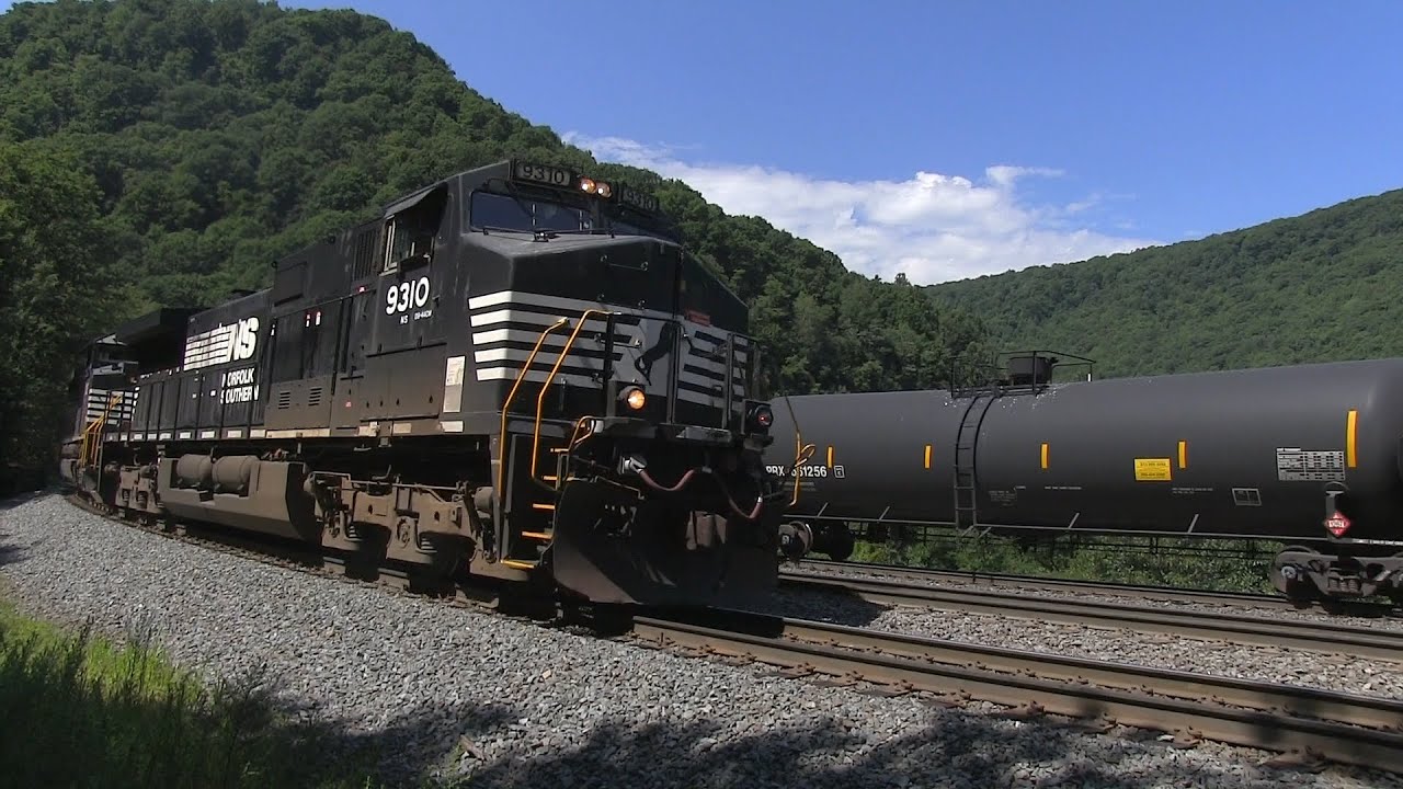 Altoona PA 08.14.15:  The Horse That Roared