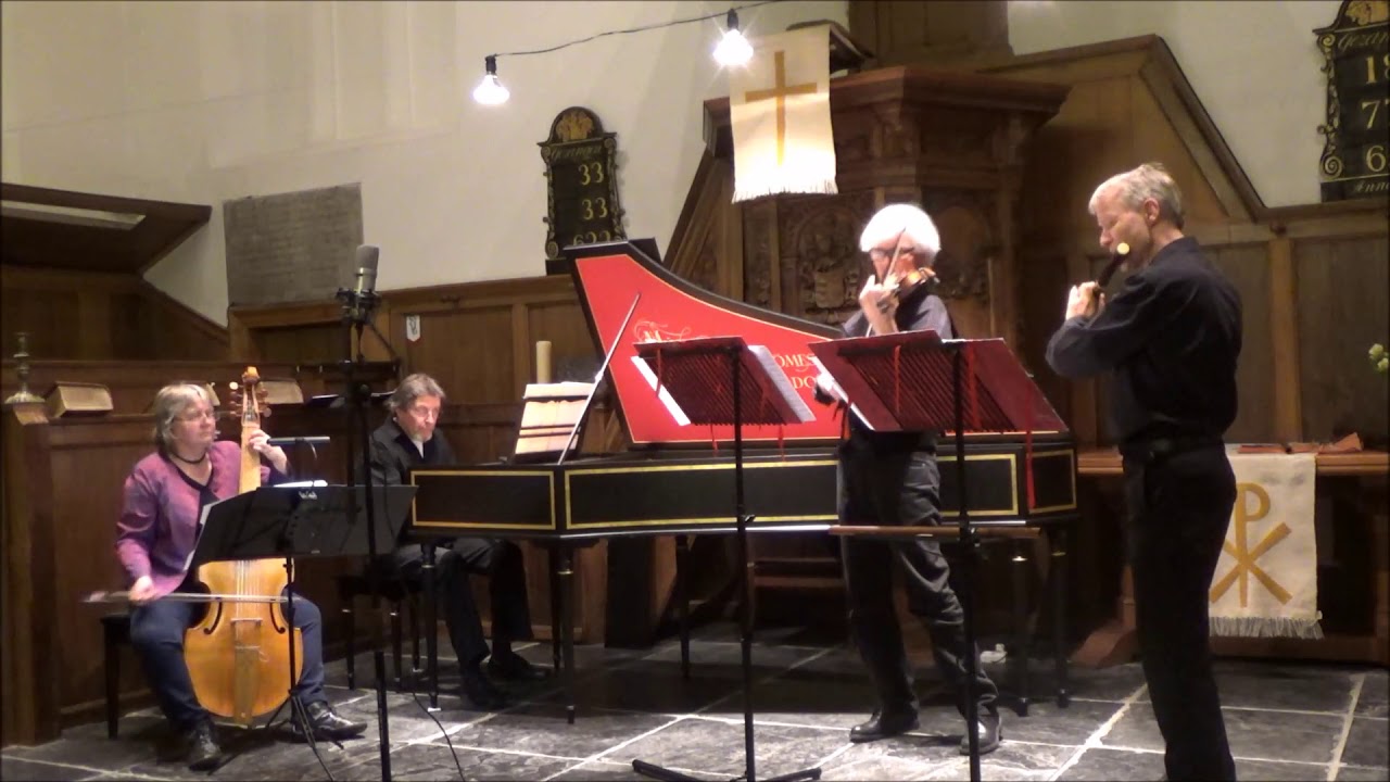 A ROYAL CONCERT (4)