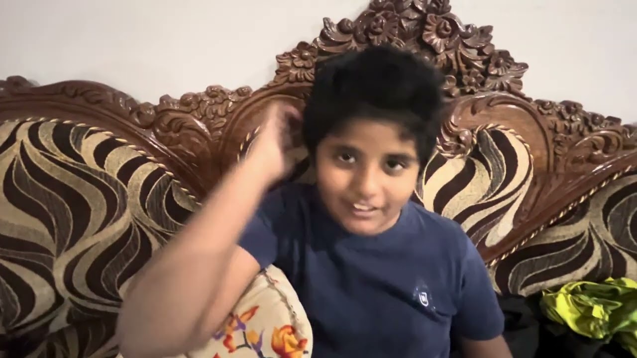 sidhiyon per Se Gir Gaye Hamare Aliza