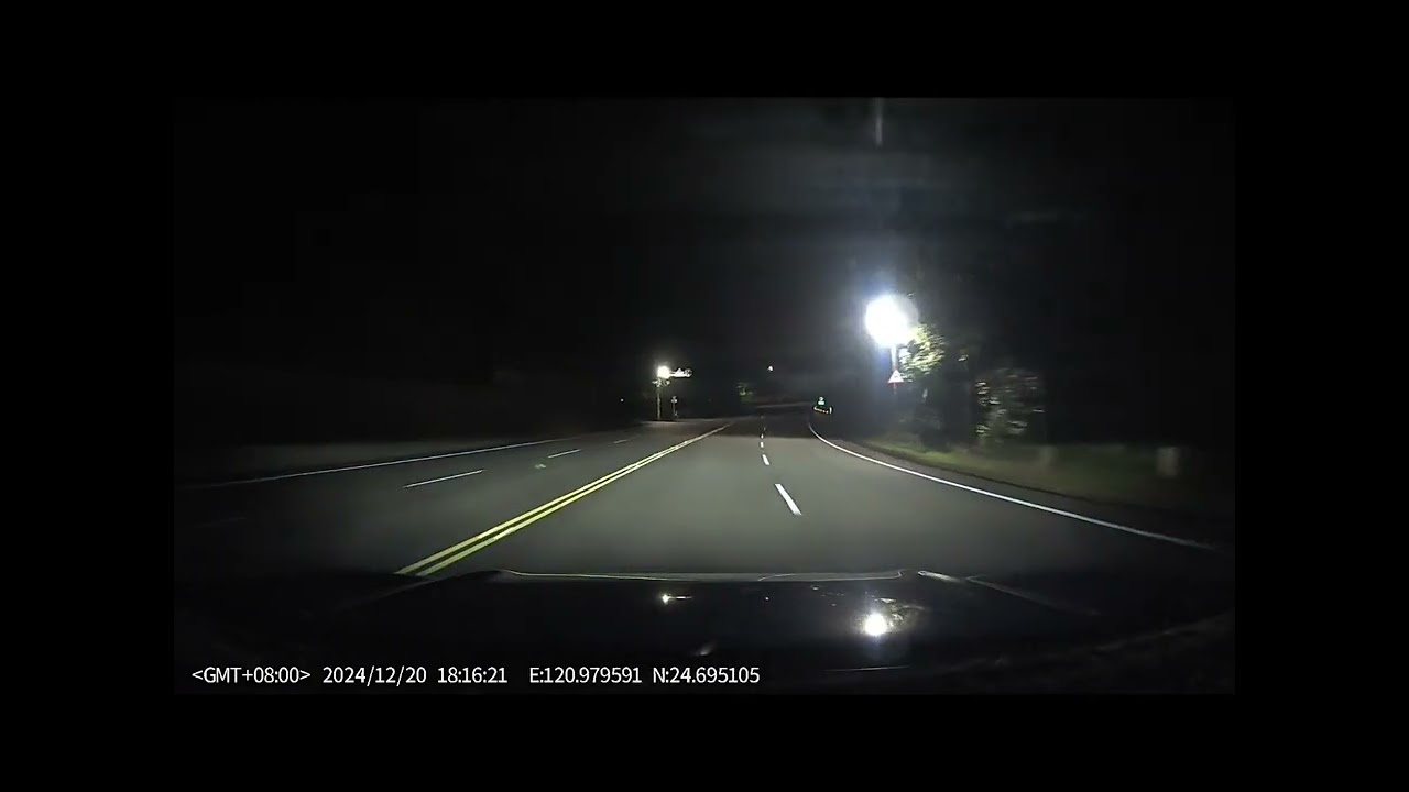 頭燈實測-Ford Kuga 🛣️Pixel AI主動型預判式矩陣LED頭燈路試(詳說明欄)-2025 KUGA Active headlight test at🗺️竹43縣道，Taiwan 竹43線