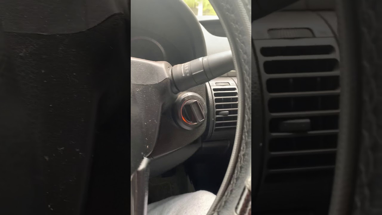 2006 Infiniti g35 key stuck in ignition switch