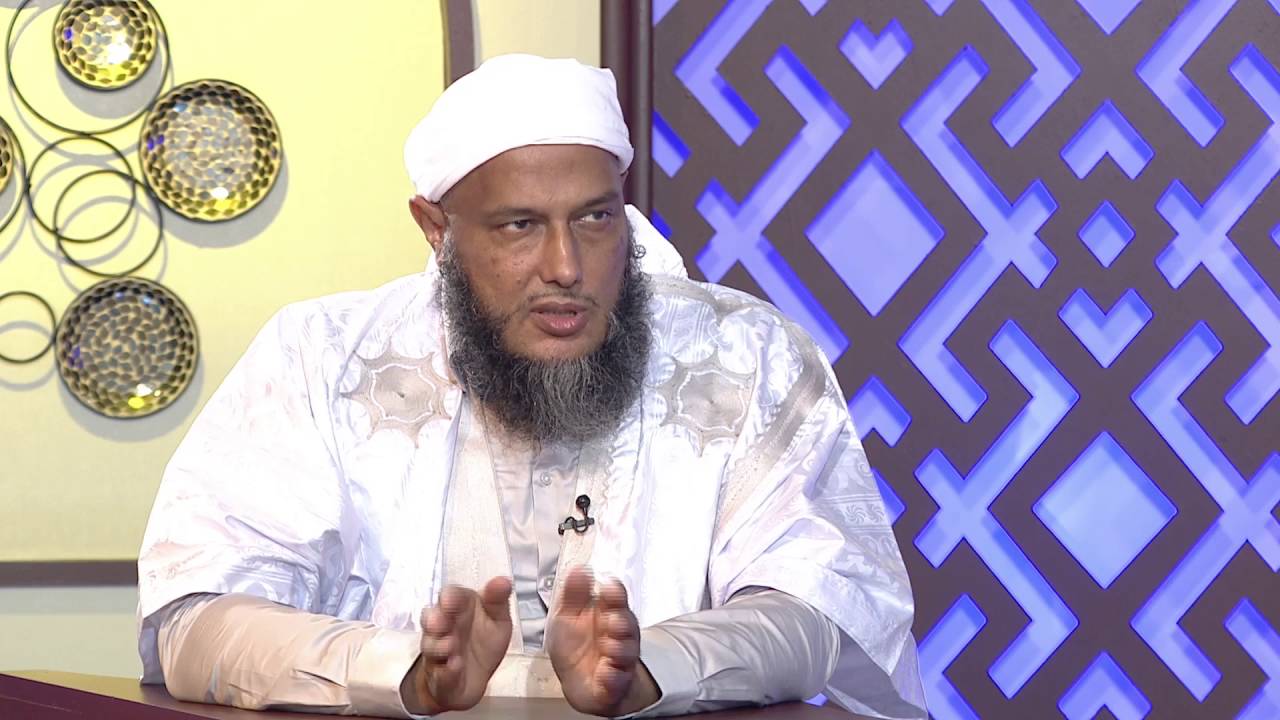 العلامة الددو يفصل في حكم إجابة الدعوة إلى وليمة العرس #معالم