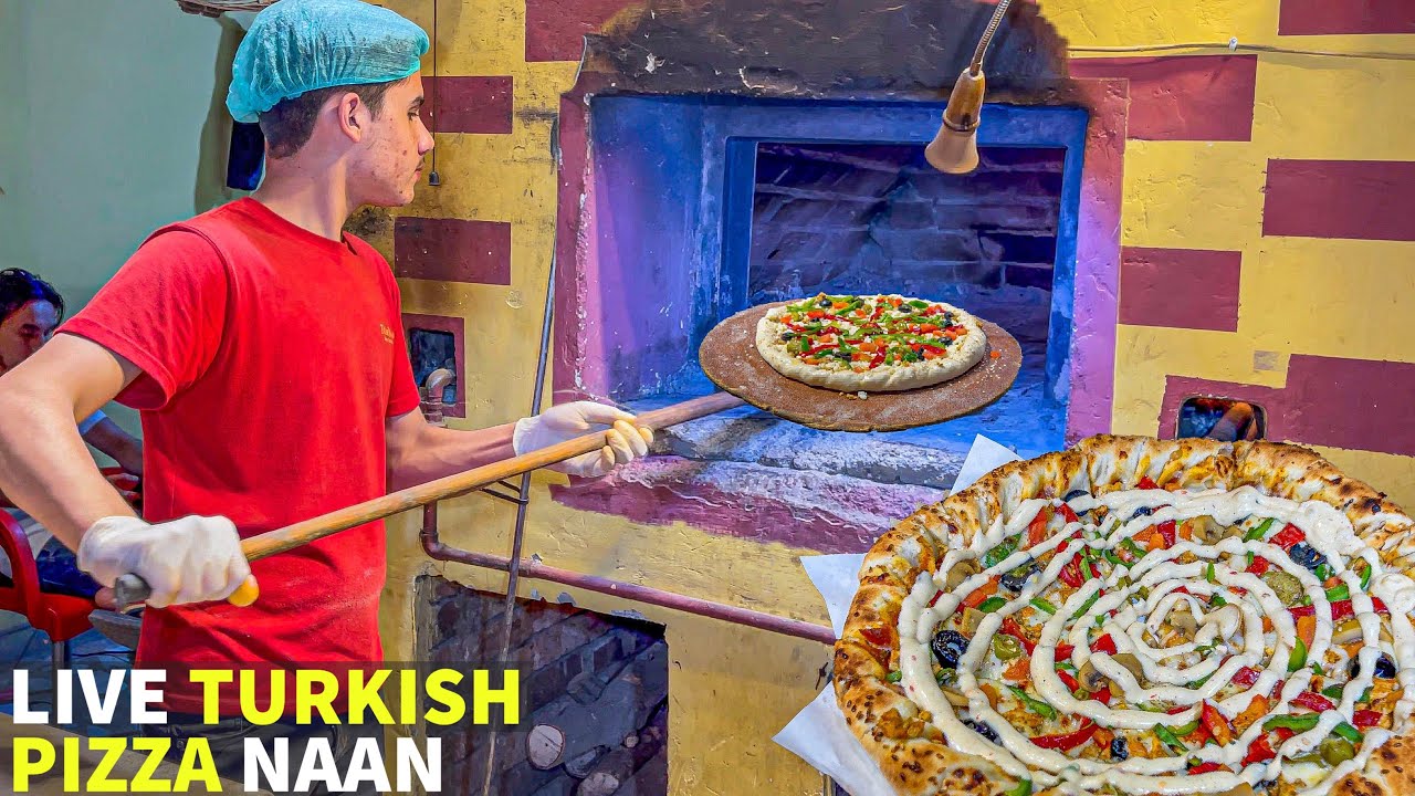 Streetfood Style TURKISH Pizza Making - Fully Loaded Calzone Pizza Naan Recipe | Street Food Karachi