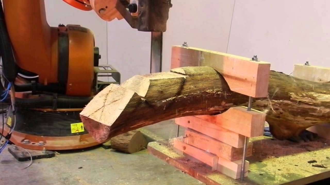 Robotic Sawmill (Robot mounted chainsaw)