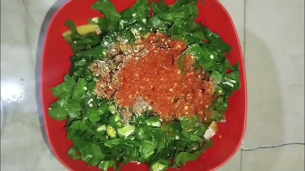 “Besan Ki Kari Recipe | Ghar Ki Banai Hui Mazedar Kari | KT Zaiqa”