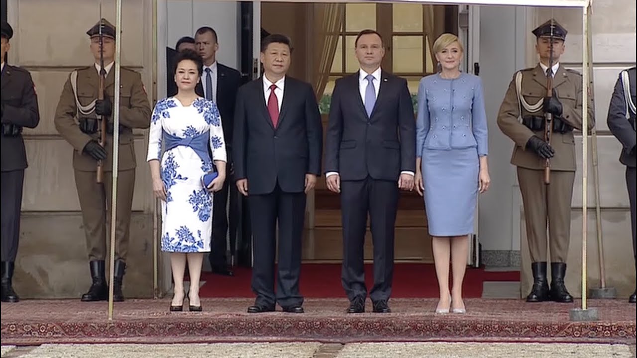 Polish President Holds Welcome Ceremony for Xi Jinping