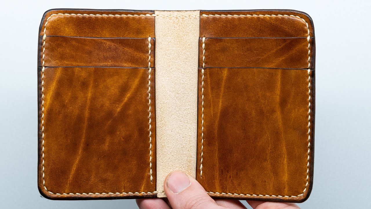 Making a 6 slot leather card holder / wallet - Makesupply template in description!