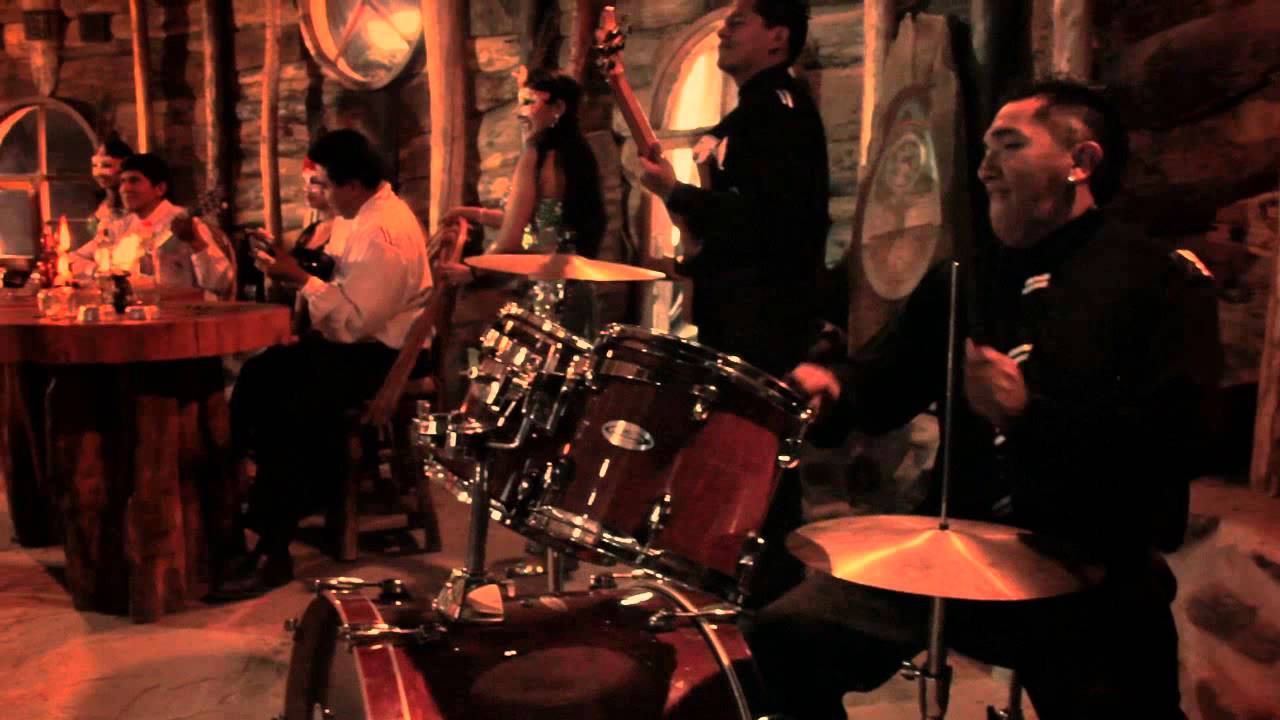 GRUPO AMARU - DIVINA TENTACION - 2013